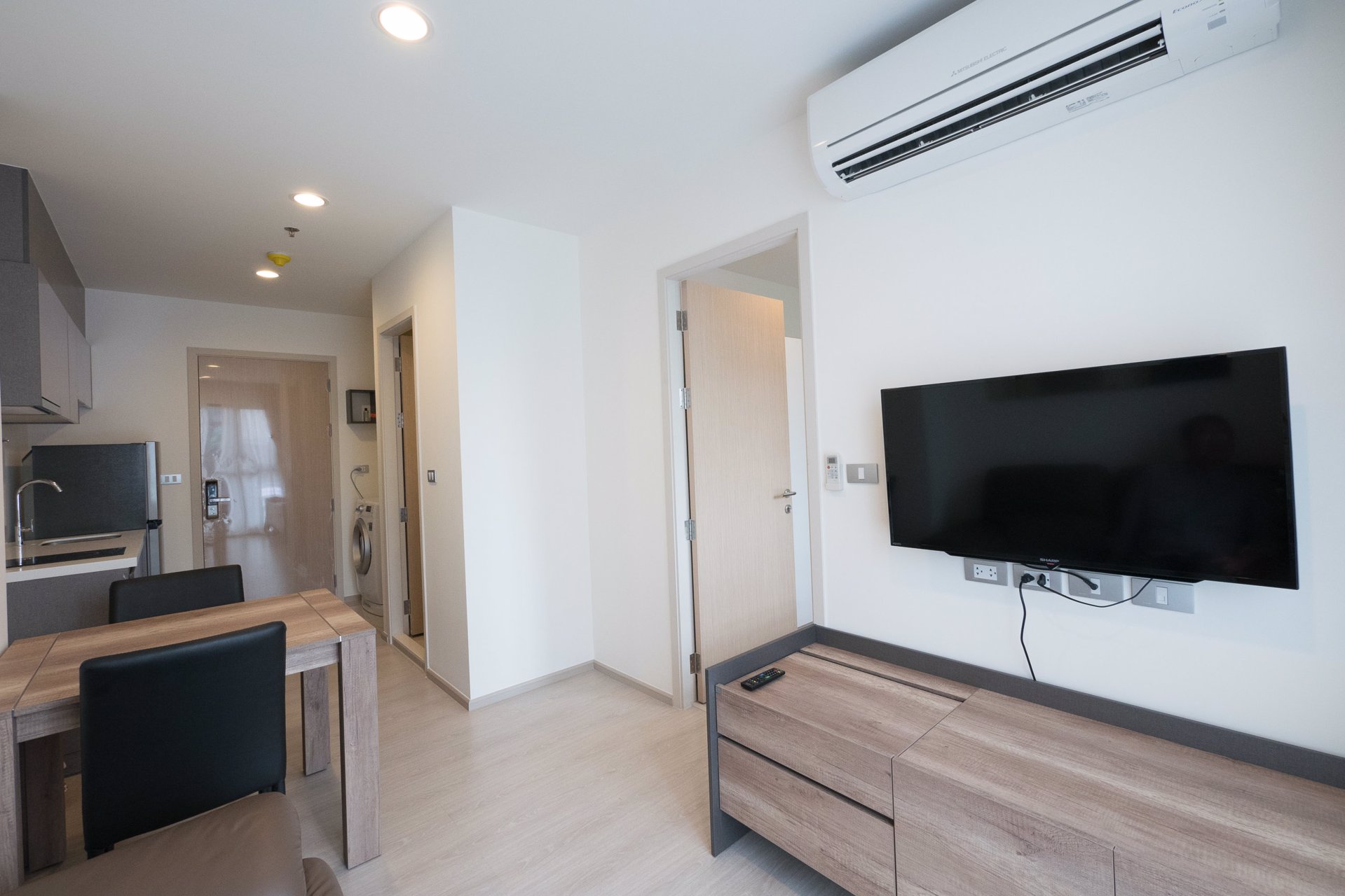 ขายขาดทุน-คอนโด-rhythm-asoke-2-พระราม-9-แบบ-1-ห้องนอน-ใกล้รถไฟฟ้าใต้ดิน-mrt-พระราม-9