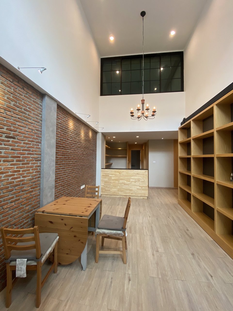 ⭐ทำเลทอง-อาคารพาณิชย์-ห้องว่าง-ปล่อยให้เช่าชั้น-2-และ-3-⭐