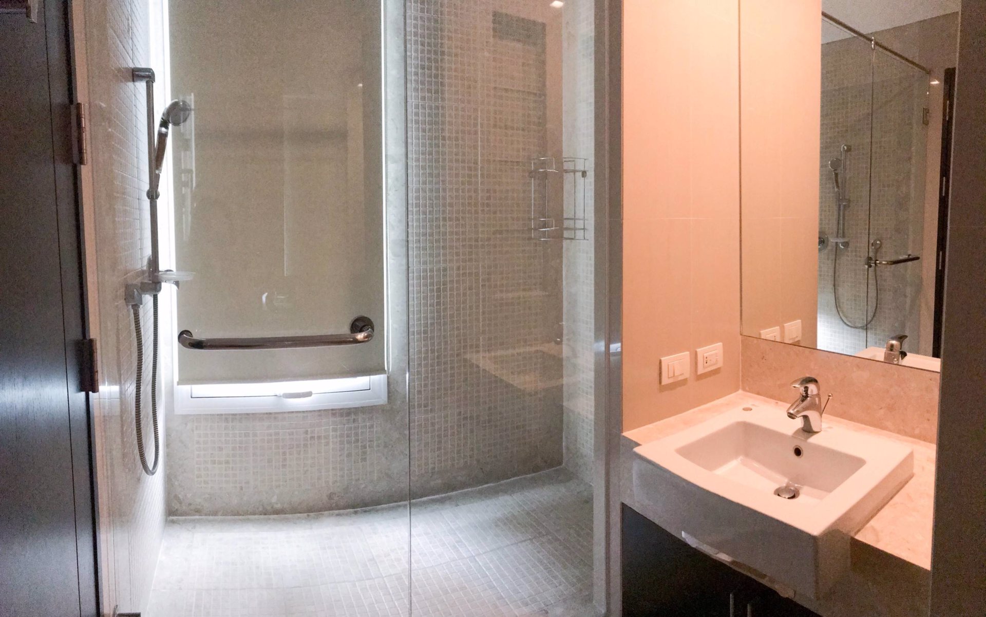 ขายด่วน-ถูกมาก-คอนโด-the-park-chidlom-เดอะพาร์ค-ชิดลม-ห้องขนาด-15229-ตรม-2นอน-3น้ำ-ห้องมุม-วิวสระ