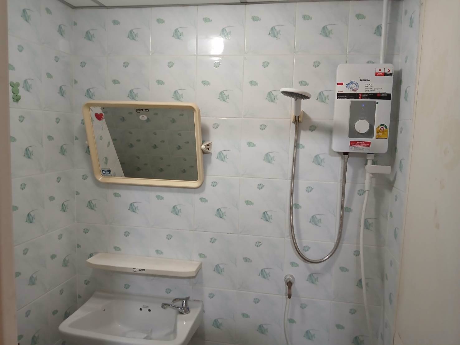 kเรสซิเด้นท์เปิดใหม่ให้เช่า-22-ตรม-ติดรถไฟฟ้ารามอินทรากม4-อาคารสีรุ้งพร้อมเฟอร์