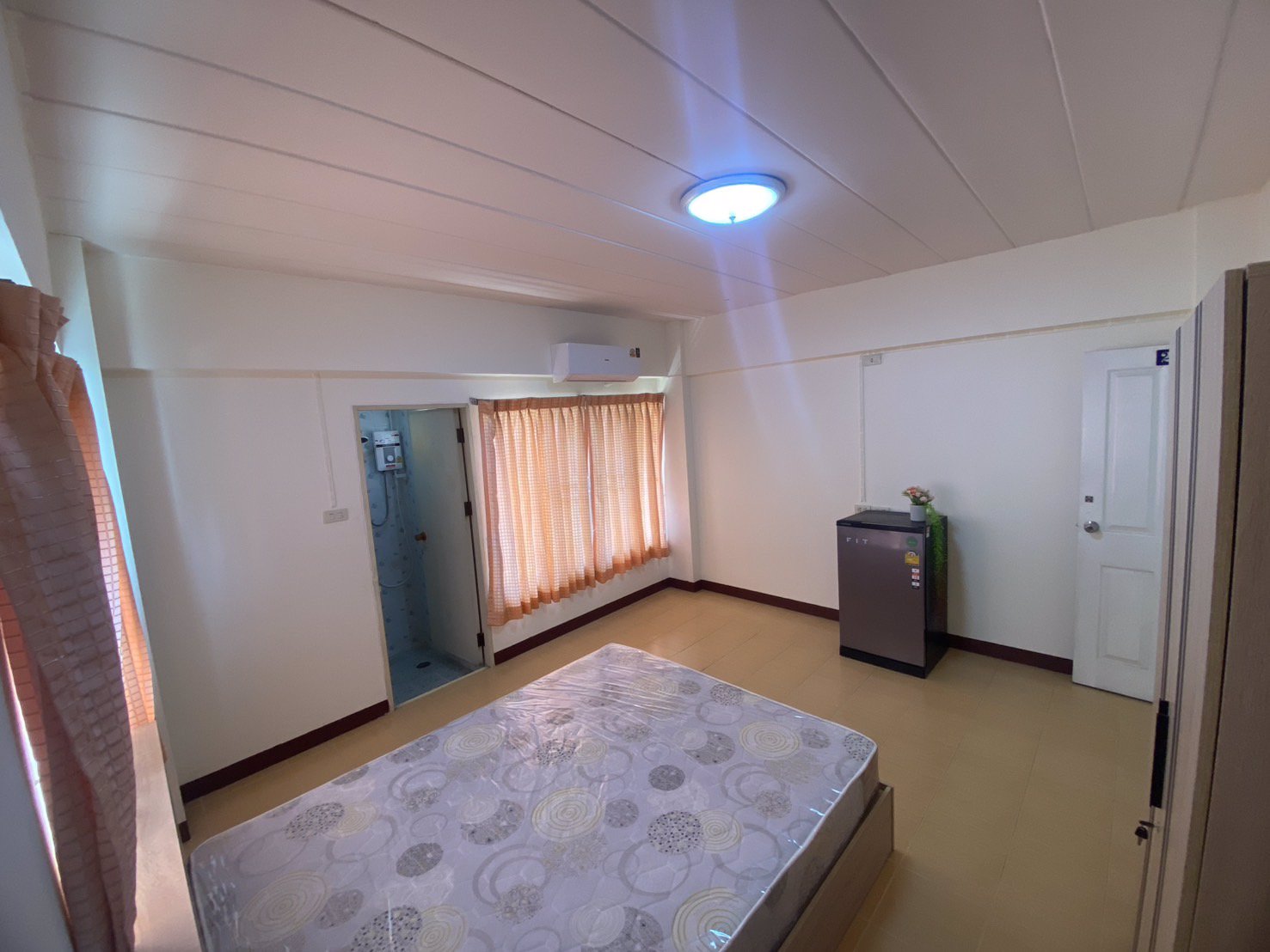 ขาย-เค-เรสซิเด้นท์-ใหม่-ขนาด-22-ตรมจำนวน-75-ห้อง-เนื้อที่-223-ตรวใกล้รถไฟฟ้าสถานีกม4-แค่มองเห็นi