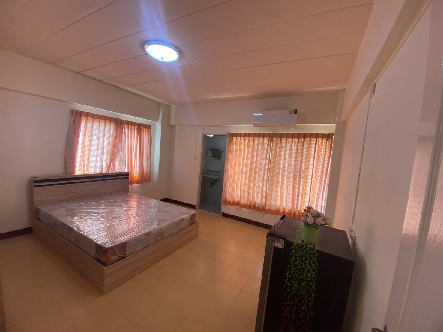 ขาย-เค-เรสซิเด้นท์-ใหม่-ขนาด-22-ตรมจำนวน-75-ห้อง-เนื้อที่-223-ตรวใกล้รถไฟฟ้าสถานีกม4-แค่มองเห็นi