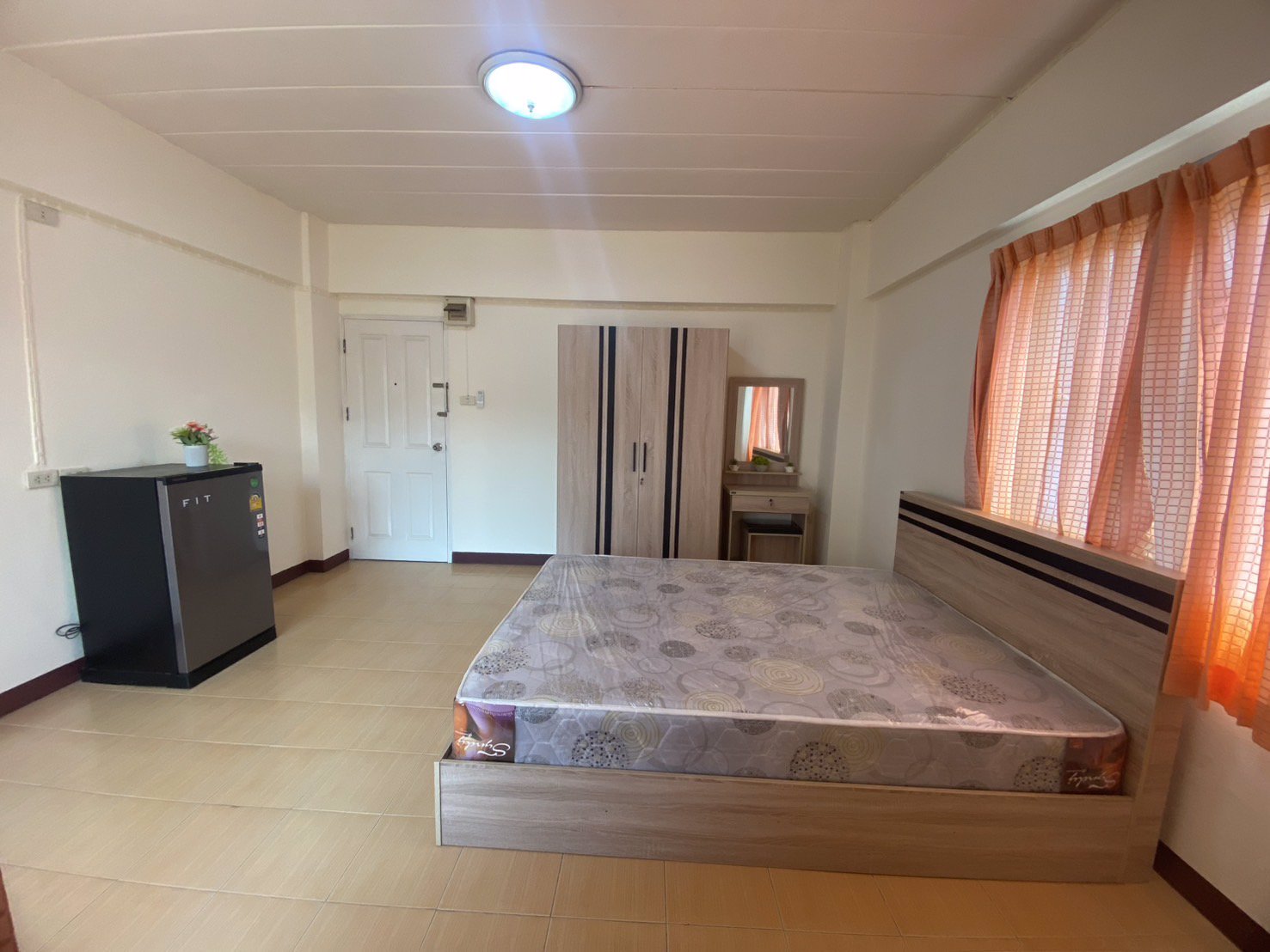 ขาย-เค-เรสซิเด้นท์-ใหม่-ขนาด-22-ตรมจำนวน-75-ห้อง-เนื้อที่-223-ตรวใกล้รถไฟฟ้าสถานีกม4-แค่มองเห็นi