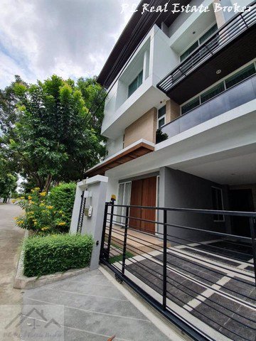 ให้เช่าบ้านเดี่ยว3ชั้น-เนอวานา-บียอนด์-ไลท์-กรุงเทพกรีฑา32-เฟอร์พร้อมอยู่-ใกล้airport-link-ทับช้าง