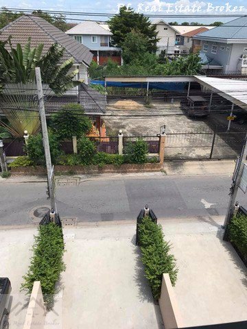 ให้เช่าทาวน์โฮมใหม่-3-ชั้น-รามอินทราซอย-8-ใกล้-foodland-ใกล้เลียบด่วน