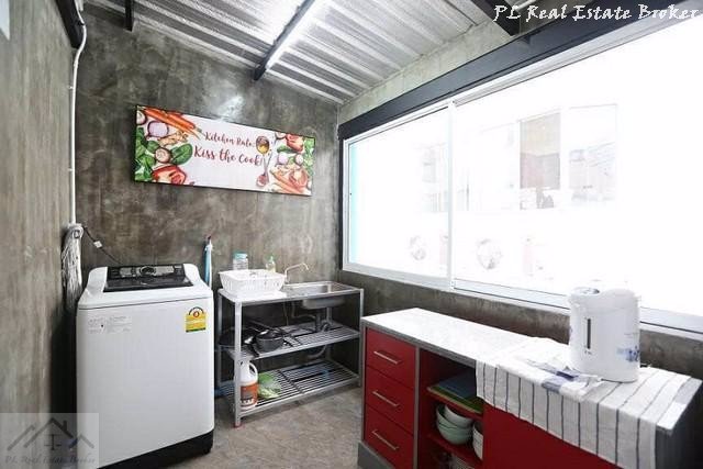 ให้เช่าอาคารพาณิชย์-4-ชั้น-ใกล้-bts-พระโขนง-ติดถนนพระราม-4