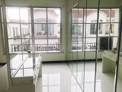 ให้เช่าทาวน์โฮมบ้านกลางเมือง-ลาดพร้าว-โยธินพัฒนา-ใกล้เซ็นทรัลอีสต์วิลล์