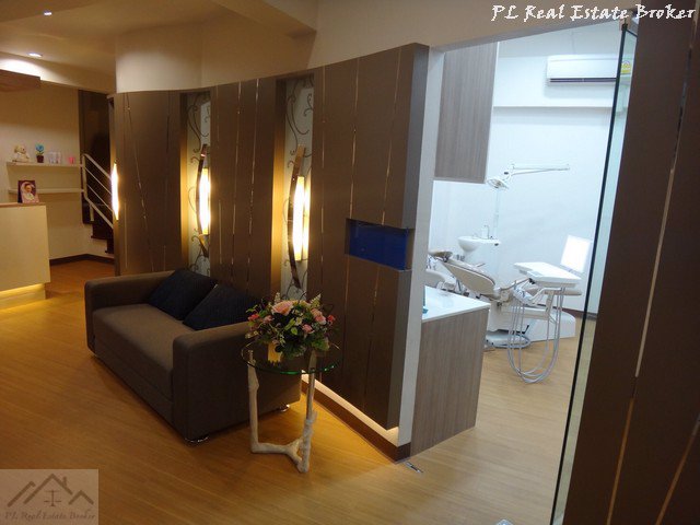 ขายและให้เช่าอาคารพานิชย์-2-คูหา-4-ชั้นครึ่ง-มีดาดฟ้า-ห้องมุม-สุขุมวิท-107-ใกล้bts-แบริ่ง