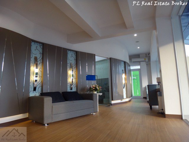 ขายและให้เช่าอาคารพานิชย์-2-คูหา-4-ชั้นครึ่ง-มีดาดฟ้า-ห้องมุม-สุขุมวิท-107-ใกล้bts-แบริ่ง