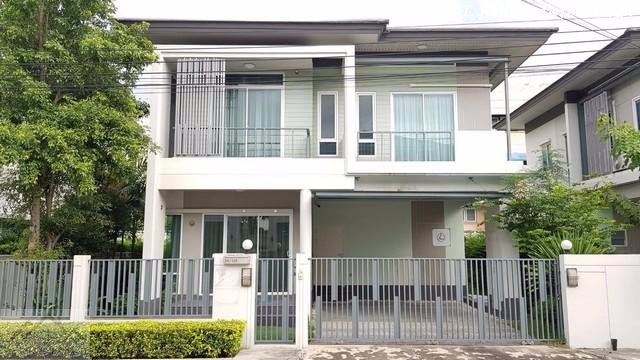 ให้เช่าบ้านเดี่ยวหมู่บ้านเสนา-พาร์ค-แกรนด์-รามอินทรา-ติดแฟชั่นไอซ์แลนด์