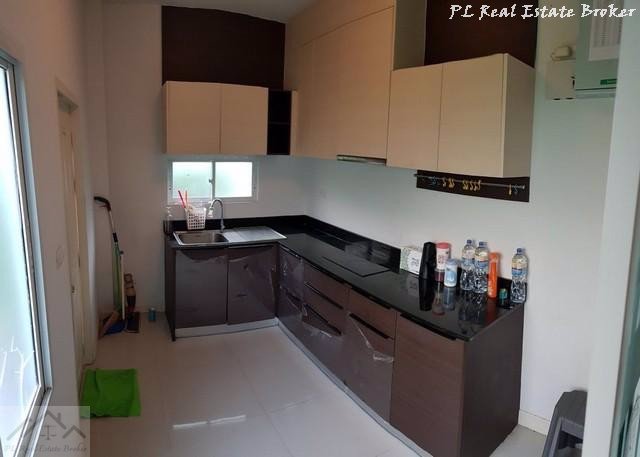 ให้เช่าบ้านเดี่ยวหมู่บ้านเสนา-พาร์ค-แกรนด์-รามอินทรา-ติดแฟชั่นไอซ์แลนด์