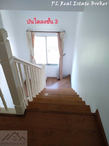 ขายและให้เช่าทาวน์โฮมส์-3-ชั้น-รีโนเวทใหม่-บ้านกลางเมืองสวิสทาวน์-เกษตร-นวมินทร์