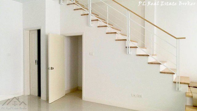 ให้เช่าทาวน์โฮม-3-ชั้น-บ้านกลางเมือง-urbanion-พระราม9-ลาดพร้าว-ใกล้เลียบด่วน