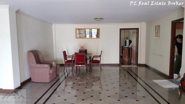 ให้เช่าบ้านเดียว-4-ชั้น-เนื้อที่-460-ตรว-ลาดพร้าว-91-มี-7-ห้องนอน-จอดรถ-10คัน-ใกล้เลียบด่วน