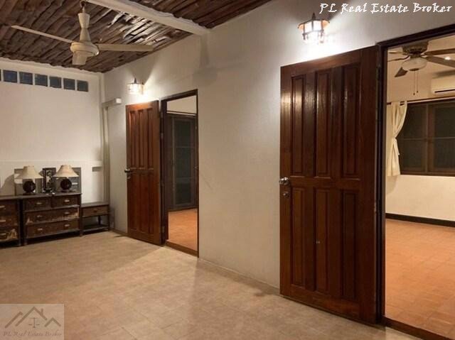 ขายบ้านเดี่ยว-2-หลัง-บนเนื้อที่-94-ตรว-ซอยรามคำแหง182-ปากซอยเป็นรถไฟฟ้าสายสีส้ม