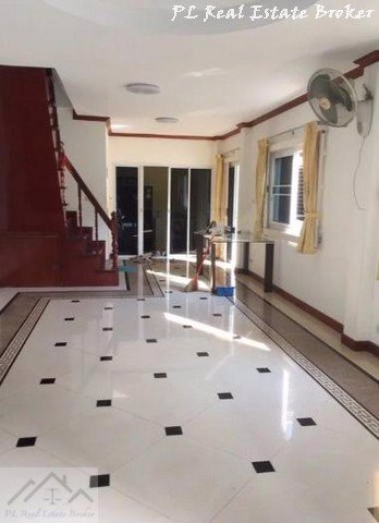 ให้เช่าบ้านเดี่ยว-2-ชั้น-กล้-mrt-ห้วยขวาง-ซอยประชาอุทิศ-3-ทำเลดี-ย่านห้วยขวาง