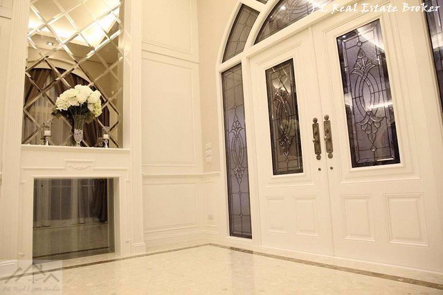 ขายบ้านหรู-2-ชั้น-สุขุมวิทซอย4-ใจกลางสุขุมวิท-นานาใต้-ใกล้สวนเบญจกิติ-ใกล้-bts-นานา