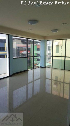 ให้เช่าอาคารสำนักงาน-4-ชั้น-440-ตรม-วิภาวดี33-ที่จอดรถหลายคัน-ใกล้สนามบินดอนเมือง