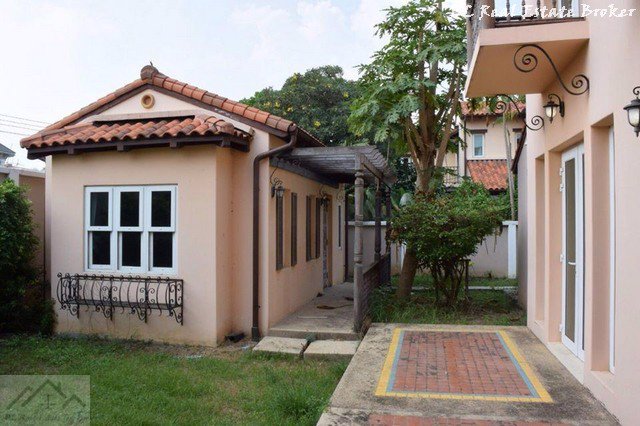 ให้เช่าบ้านเดี่ยวสไตล์แคลิฟอร์เนียบางนา-กม7-เนื้อที่-190-ตารางวา-ใกล้เมกะบางนา