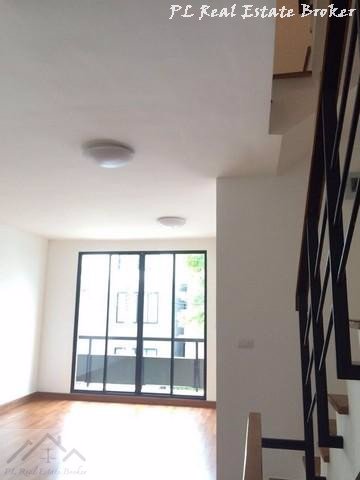 ให้เช่าทาวน์โฮม-4-ชั้น-4-นอน-อารียาแมนดารีนา-สุขุมวิท-77-ย่านอ่อนนุช-ศรีนครินทร์