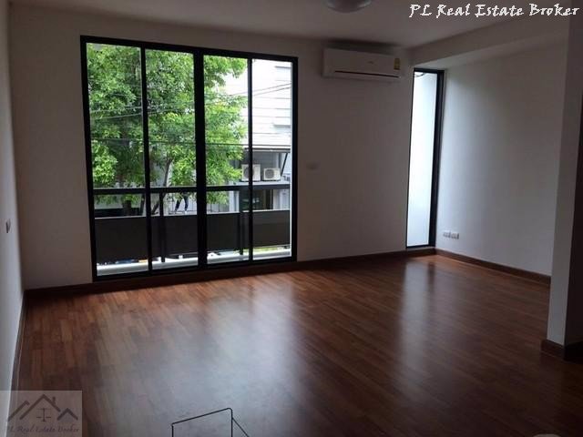 ให้เช่าทาวน์โฮม-4-ชั้น-4-นอน-อารียาแมนดารีนา-สุขุมวิท-77-ย่านอ่อนนุช-ศรีนครินทร์