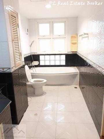 ให้เช่าทาวน์โฮม-4-ชั้น-4-ห้องนอน-บุษราคัมเพลส-วิภาวดีรังสิต-20-ลาดพร้าว-18-ใกล้-mrt-ลาดพร้าว