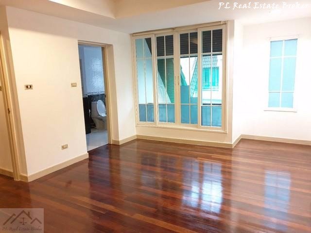 ให้เช่าทาวน์โฮม-4-ชั้น-4-ห้องนอน-บุษราคัมเพลส-วิภาวดีรังสิต-20-ลาดพร้าว-18-ใกล้-mrt-ลาดพร้าว