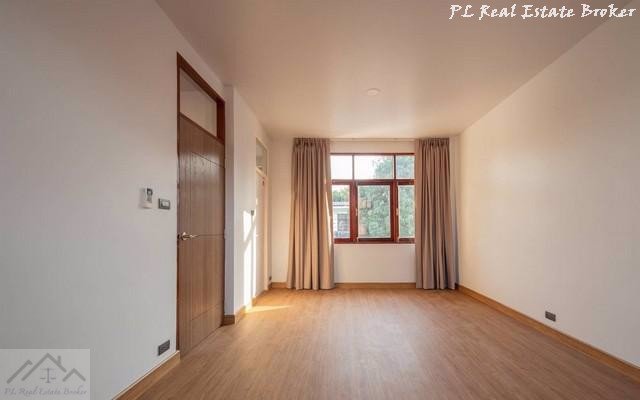 ขายบ้านเดี่ยว-2-ชั้น-70-ตารางวา-ลาดพร้าวซอย18-วิภาวดี20-ใกล้-mrt-บ้านพร้อมอยู่