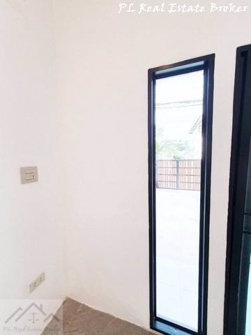 ขายทาวน์โฮม-3-ชั้น-รีโนเวทใหม่-อ่อนนุช-46-ซอยสุภาพงศ์1-ใกล้ซีคอนสแควร์