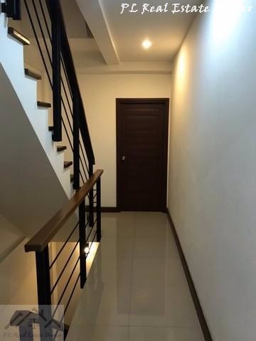 ให้เช่าตึกแถว-4-ชั้น-ใกล้-bts-นานา-ย่านสุขุมวิท-4-ซอยนานา