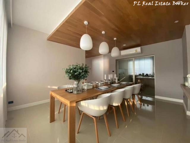ให้เช่าบ้านเดี่ยว-2-ชั้น-5-นอน-ถนนพระราม9-ใกล้ห้าง-the-nine-เฟอร์นิเจอร์ครบ-พร้อมเข้าอยู่