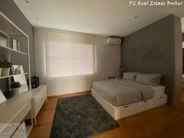 ให้เช่าบ้านเดี่ยว-2-ชั้น-5-นอน-ถนนพระราม9-ใกล้ห้าง-the-nine-เฟอร์นิเจอร์ครบ-พร้อมเข้าอยู่