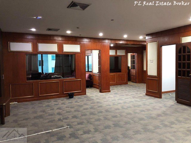 ให้เช่าพื้นที่สำนักงาน-100-ตรม-อาคารชาญอิสระ2-เดินทางสะดวก-ใกล้ท่าเรือ-และ-bts-ทองหล่อ