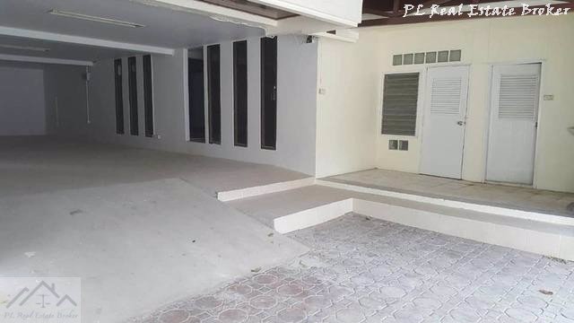 ให้เช่าอาคาร-4-ชั้น-เนื้อที่-122-ตรว-500-ตรม-ย่านศรีวราทาวน์อินทาวน์-เหมาะทำออฟฟิศ