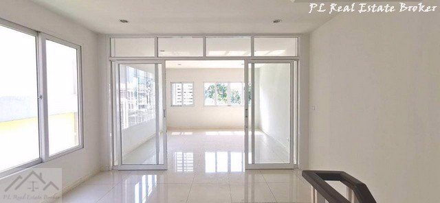 ขายอาคารพาณิชย์-5-ชั้นหลังมุม-รามคำแหง-174-มีพื้นที่โกดังเก็บของข้างบ้าน-ใกล้ถนนใหญ่