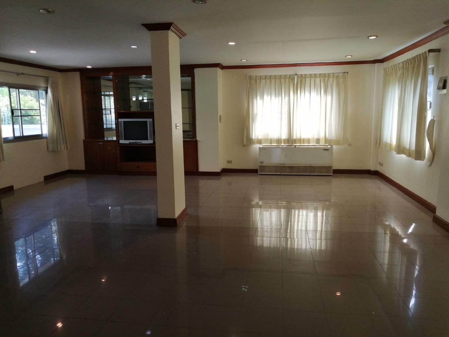 ขายบ้าน-4-ห้องนอน-ใน-ตลาดขวัญ-เมืองนนทบุรี-ใกล้-mrt-แยกติวานนท์