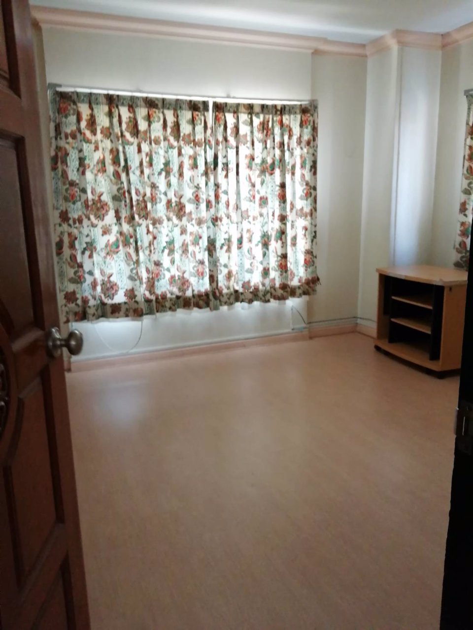 ขายบ้าน-4-ห้องนอน-ใน-ตลาดขวัญ-เมืองนนทบุรี-ใกล้-mrt-แยกติวานนท์