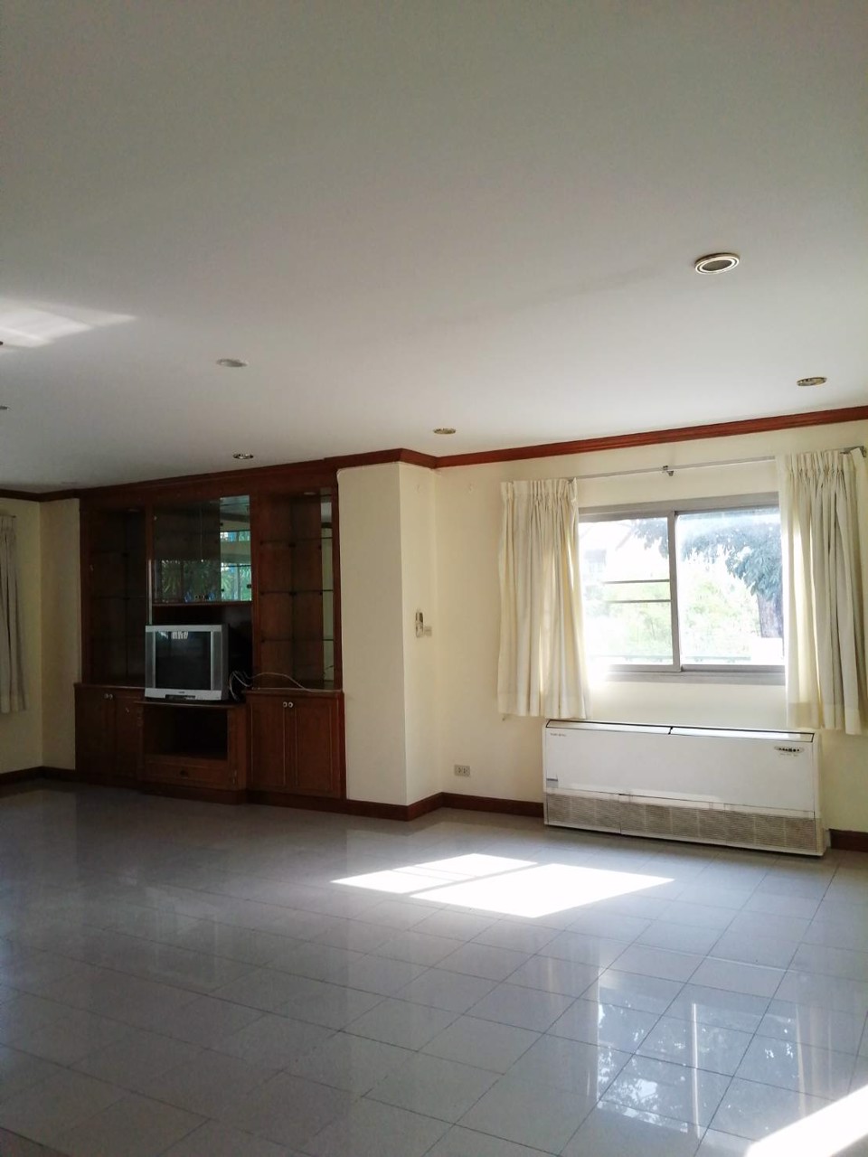 ขายบ้าน-4-ห้องนอน-ใน-ตลาดขวัญ-เมืองนนทบุรี-ใกล้-mrt-แยกติวานนท์