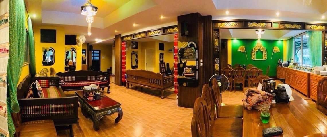 อาคาร3ชั้น-4คูหา-อาคาร2ชั้นยังสร้างไม่เสร็จ