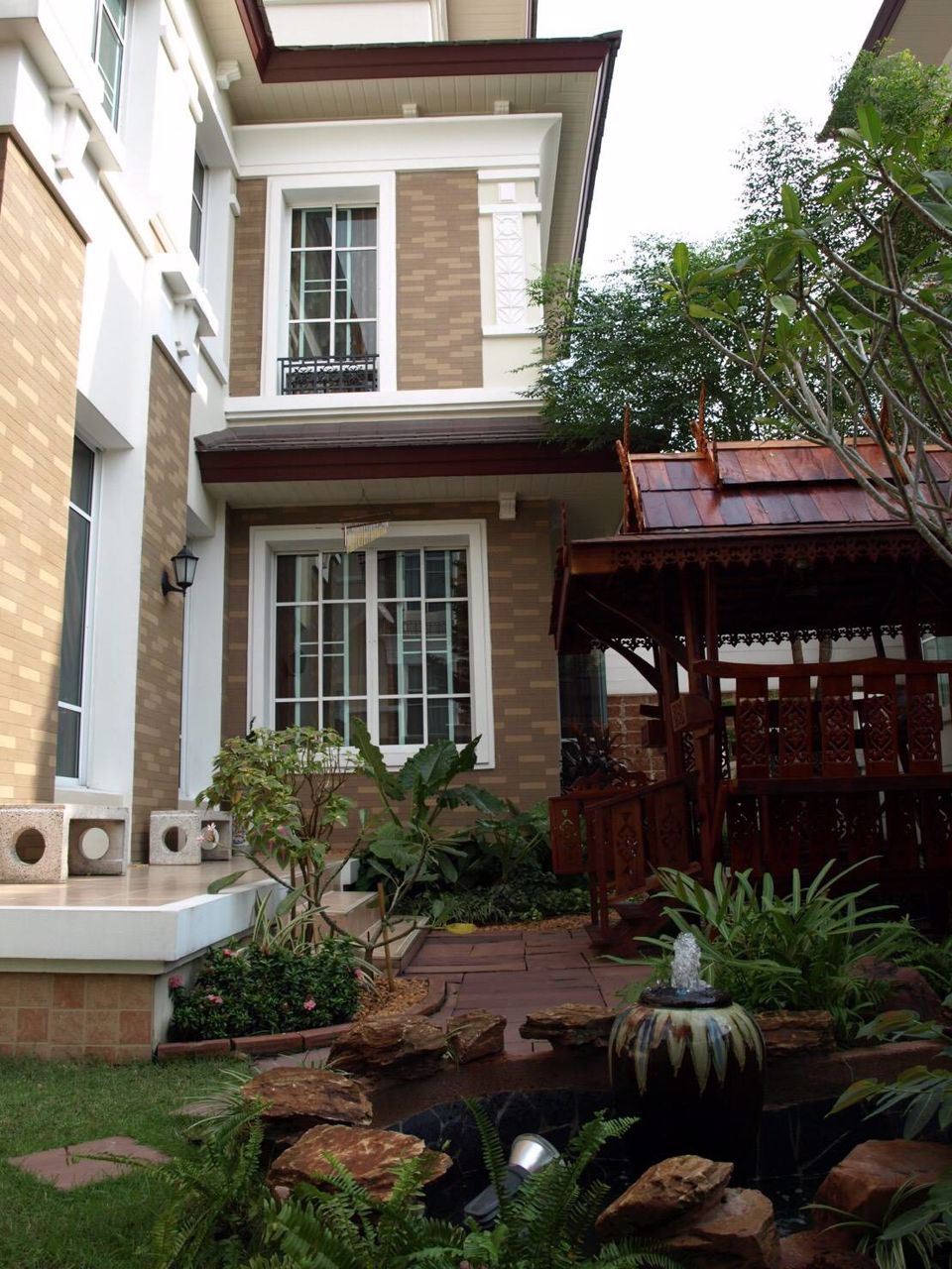 ขายด่วน-บ้านเดี่ยว-หมู่บ้านบ้านกลางกรุงเดอะ-ไนซ์-รัชวิภา