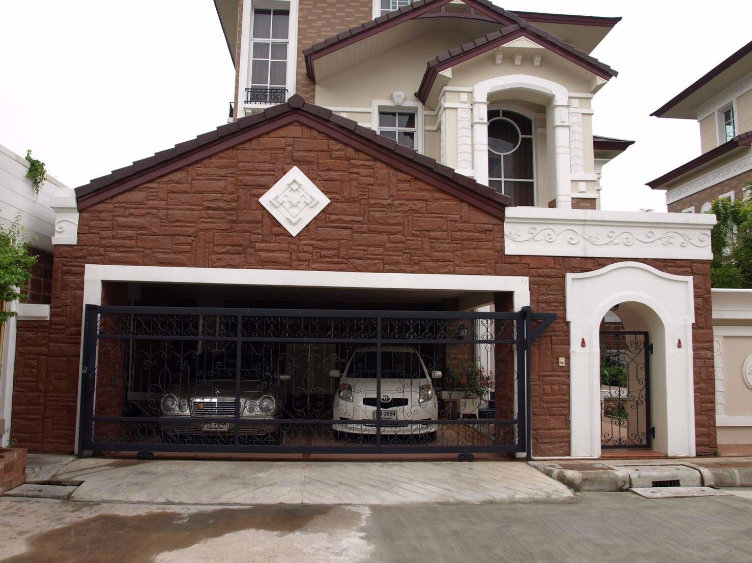 ขายด่วน-บ้านเดี่ยว-หมู่บ้านบ้านกลางกรุงเดอะ-ไนซ์-รัชวิภา