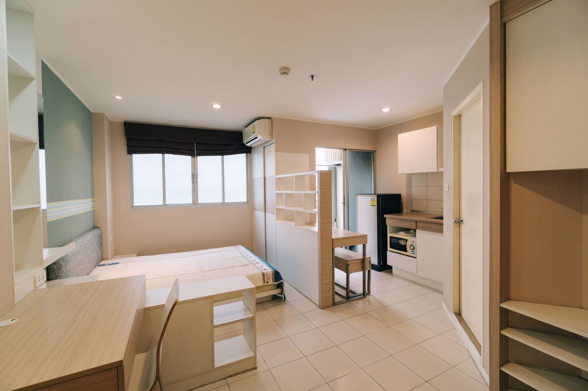 ด่วน-ขาย-ลุมพินี-คอนโดทาวน์-รามอินทรา-นวมินทร์-วิวสวยโล่งโปร่ง-ห้องใหม่-ตกแต่งบิ้วอิน-วอลเปเปอร์-พ