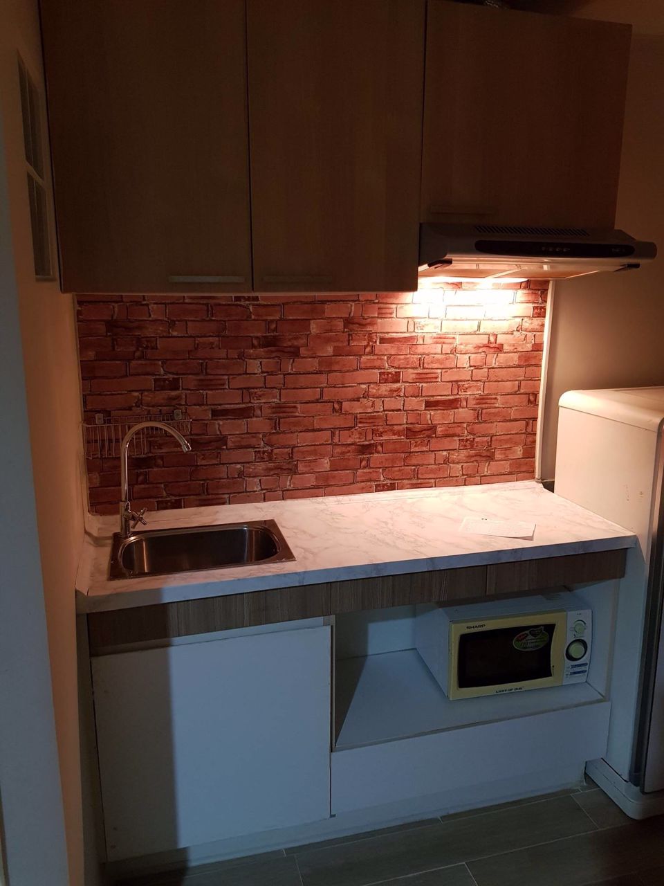 ด่วนขายพร้อมผู้เช่า-ราคาถูกเวอร์-คอนโด-lpn-รามอินทรา-ห้องตกแต่งสวยมาก-ทำพื้นใหม่-เฟอร์นิเจอร์-และเ