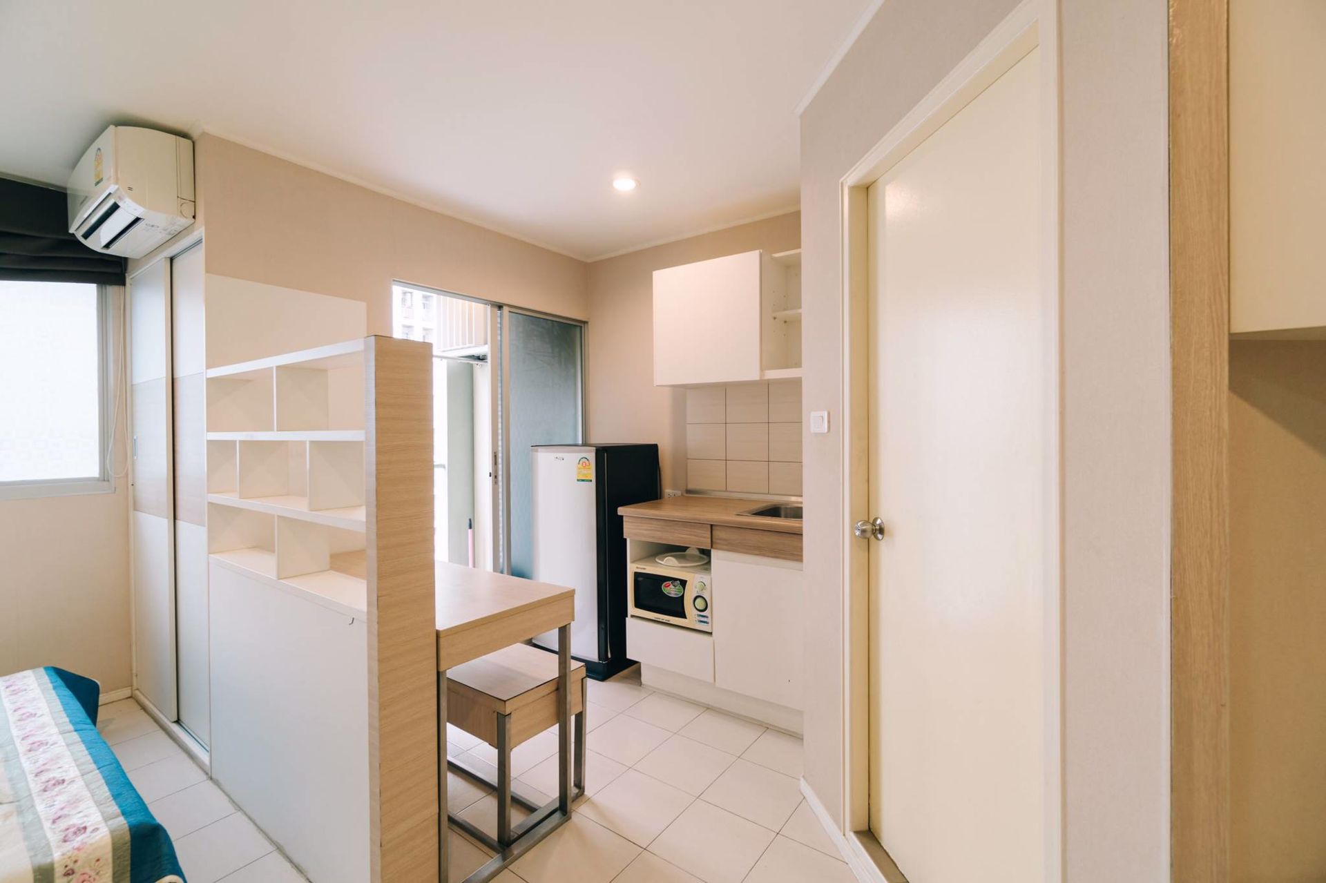 ด่วน-ปล่อยเช่าลุมพินี-คอนโดทาวน์-นวมินทร์-รามอินทรา-วิวสวยโล่งโปร่ง-ห้องใหม่-สตูดิโอ-ตกแต่งบิ้วอิน