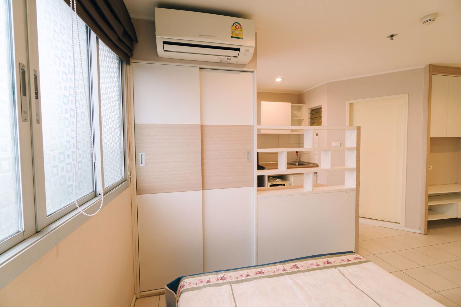 ด่วน-ปล่อยเช่าลุมพินี-คอนโดทาวน์-นวมินทร์-รามอินทรา-วิวสวยโล่งโปร่ง-ห้องใหม่-สตูดิโอ-ตกแต่งบิ้วอิน