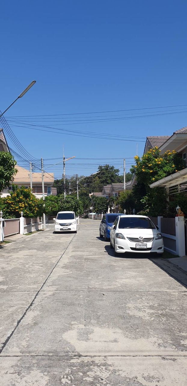 ขายบ้านเดี่ยว-2-ชั้น-หมู่บ้านมณีรินทร์อ่างศิลา-เนื้อที่-87-ตรว