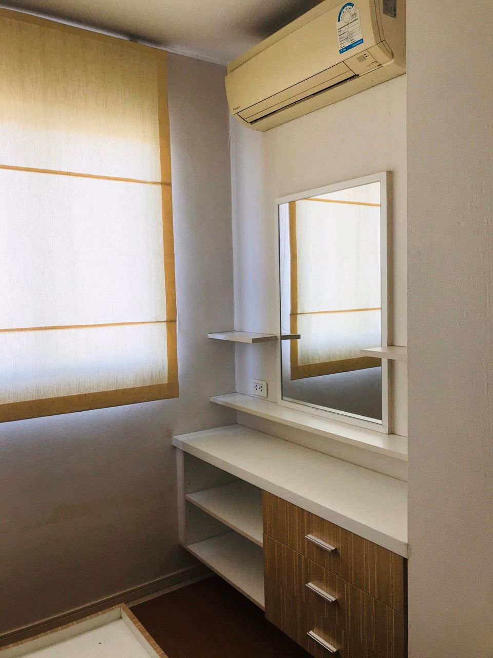 ด่วนขาย-ลุมพินี-คอนโดทาวน์-นวมินทร์-รามอินทรา-ราคาถูก-ขนาด-26-ตรม-1-ห้องนอน-ชั้น-23