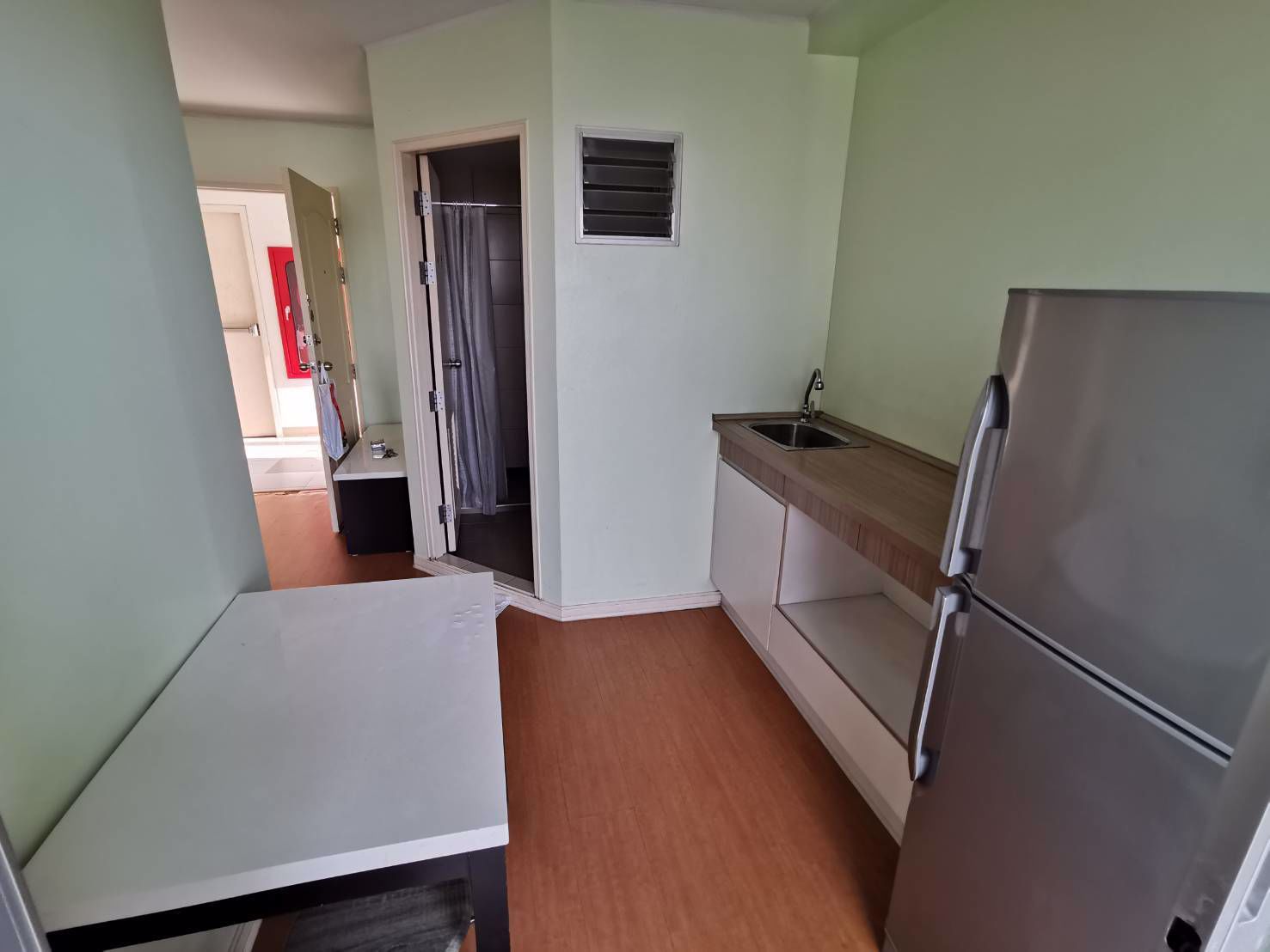 ด่วนขายถูกมาก-คอนโด-lpn-รามอินทรา-กม-8-ขนาด-25-ตรม-ห้องมุม-หน้าห้องไม่ตรงห้องตรงข้าม-ทาสีใหม่-เฟ