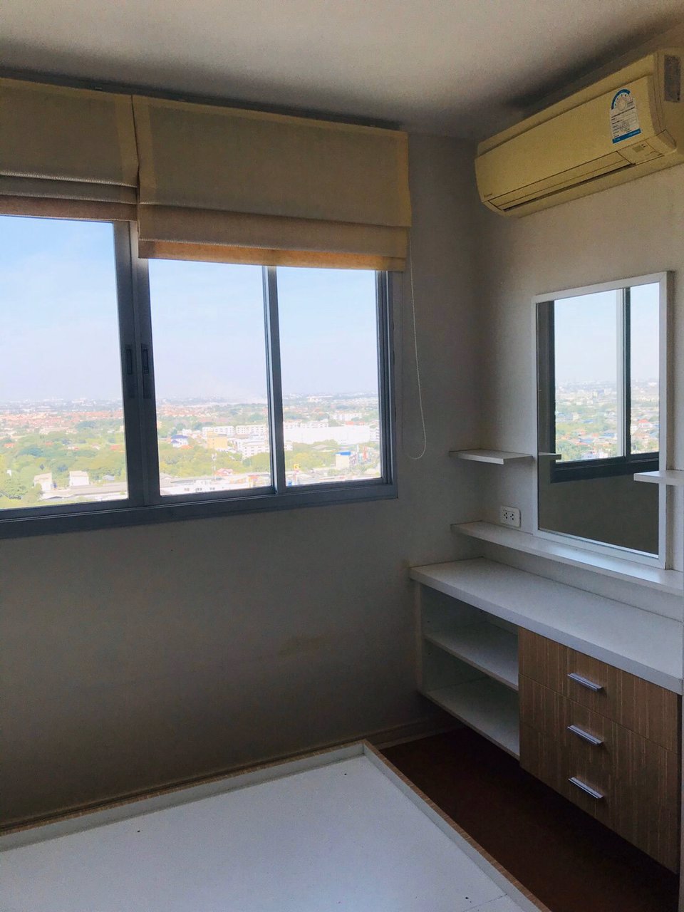 ด่วน-ปล่อยเช่า-ลุมพินี-คอนโดทาวน์-นวมินทร์-รามอินทรา-ห้องสวยพร้อมอยู่-พร้อมที่นอนมือ1-และทีวีใหม่