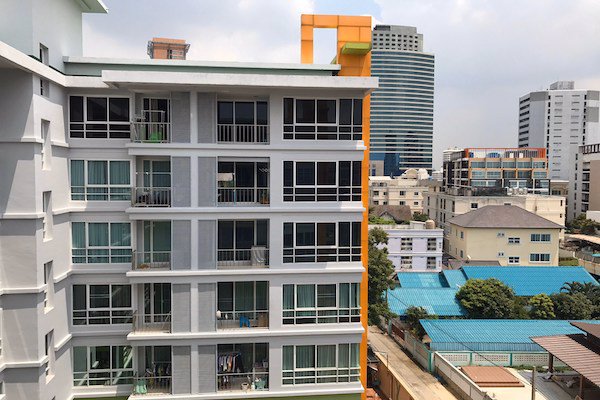 ให้เช่าด่วน-คอนโด-เอ็มเมอรัล-เรสซิเดนท์-รัชดา-ใกล้-mrt-ห้วยขวาง-ห้วยสวย-พร้อมอยู่-for-rent